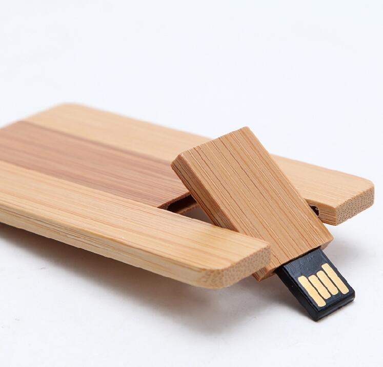 USB017 - USB tarjeta madera